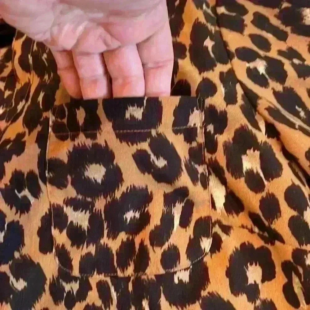 Talbots Womens Animal Leopard Print Button Front Polyester Shirt Size Small - Picture 8 of 8